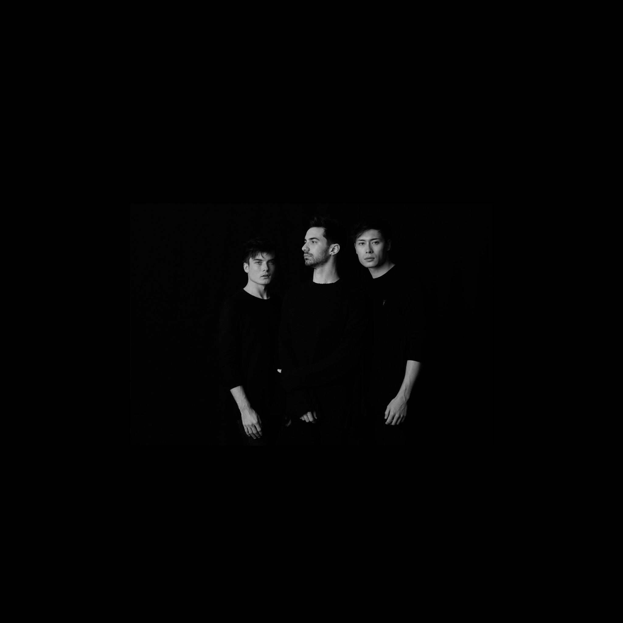 Black-and-white portrait of the three members of Vespera